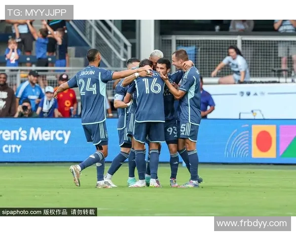 堪萨斯城竞技与达拉斯的激烈对决展现足球魅力与团队精神