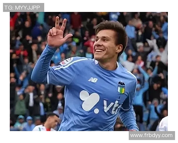 希金斯与科洛科洛的精彩对决揭示足球战术与团队协作的完美结合